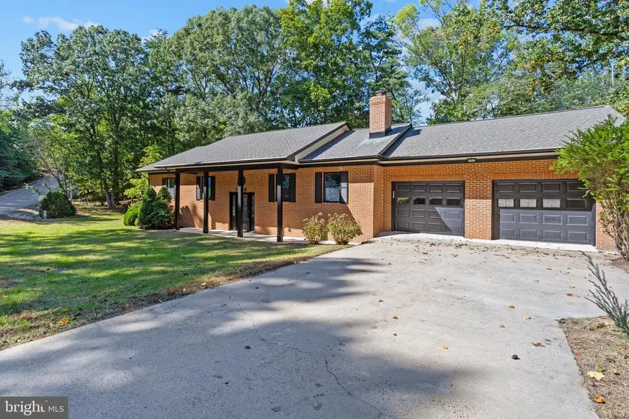 1628 Mount High St, Woodbridge, VA 22192 - #2