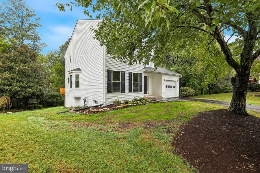 13905 Shadow Fox Ct, Gainesville, VA 20155 - #3