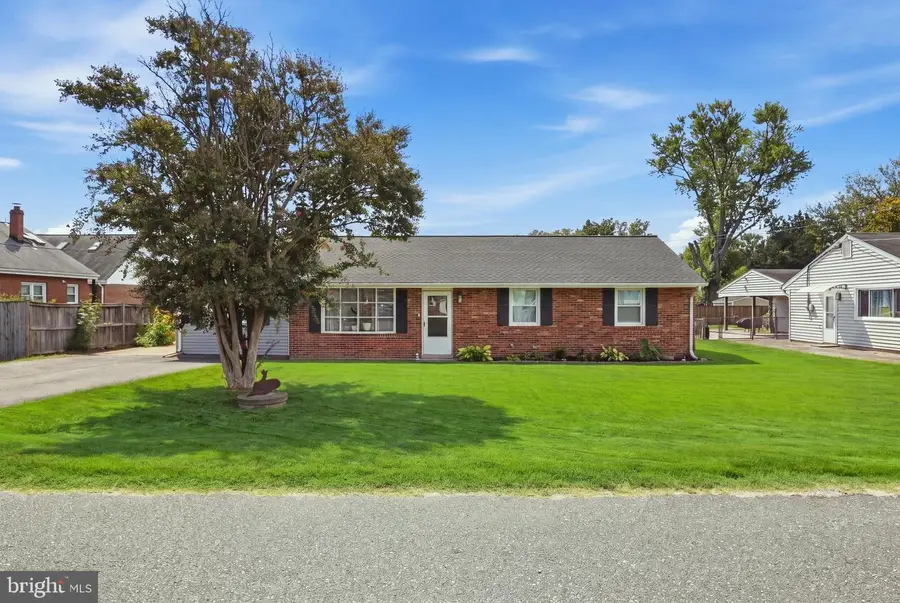 1103 Laurel St, Woodbridge, VA 22191 - #3