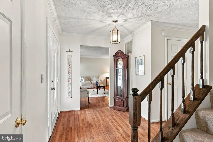 4671 Bonneville Ln, Woodbridge, VA 22193 - #3