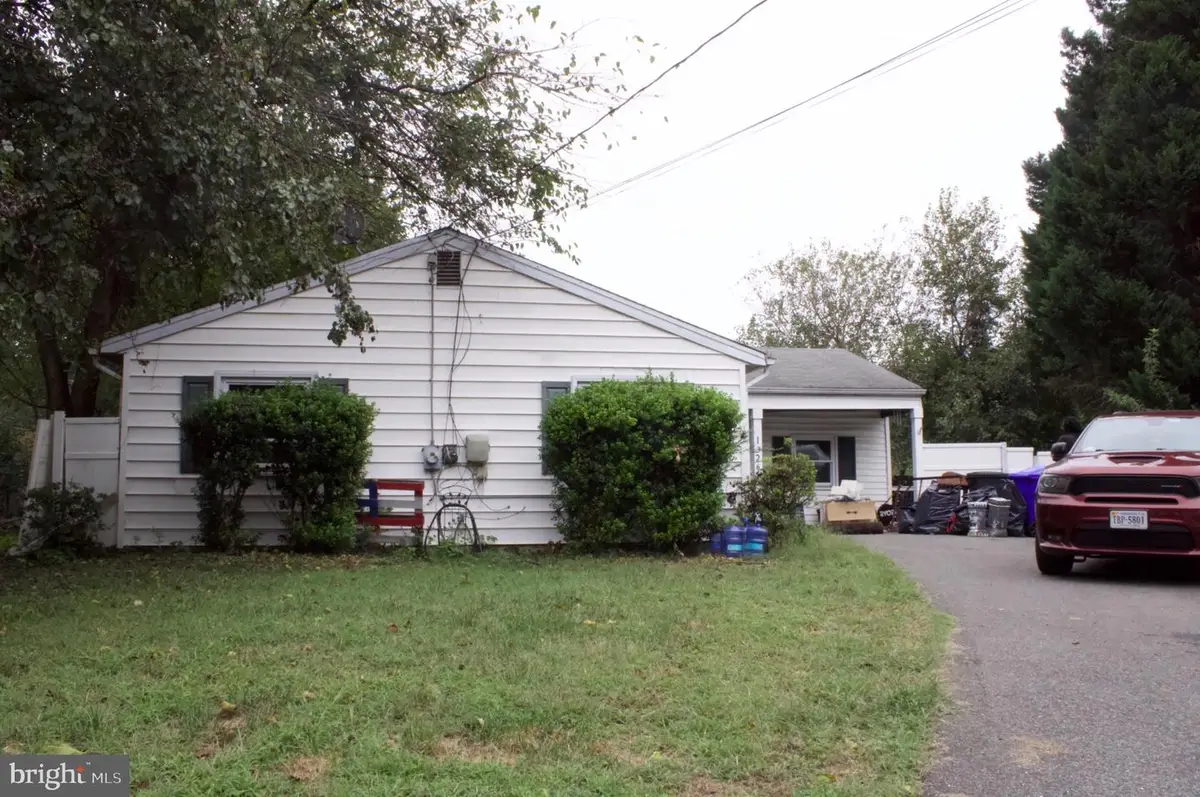 1326 Saxon St, Woodbridge, VA 22191 - #1