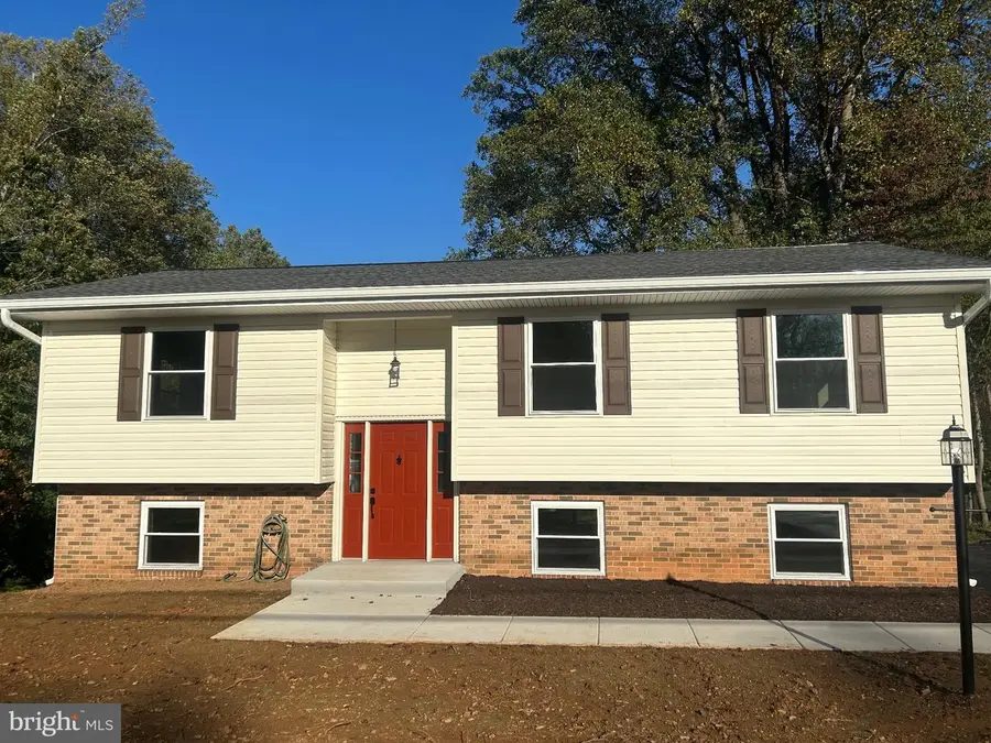 11825 Cornwell Dr, Manassas, VA 20112 - #2