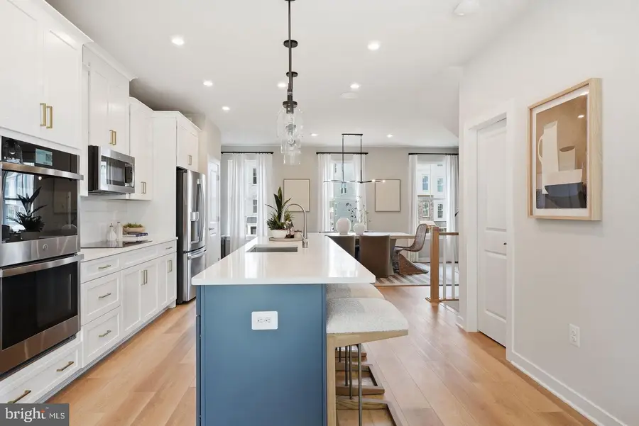 8747 Noether St, Manassas, VA 20109 - #3
