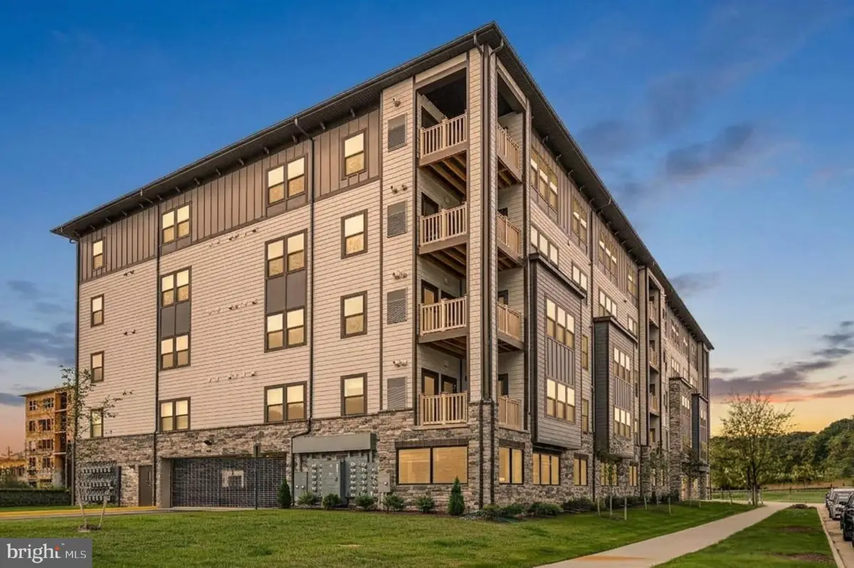 1611 Potomac Shores Pkwy #402, Dumfries, VA 22026 - #1