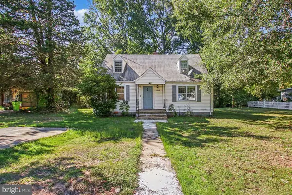 17608 Rose Cir, DUMFRIES, VA 22026