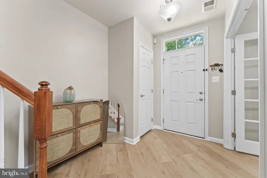 2359 Merseyside Dr, Woodbridge, VA 22191 - #2