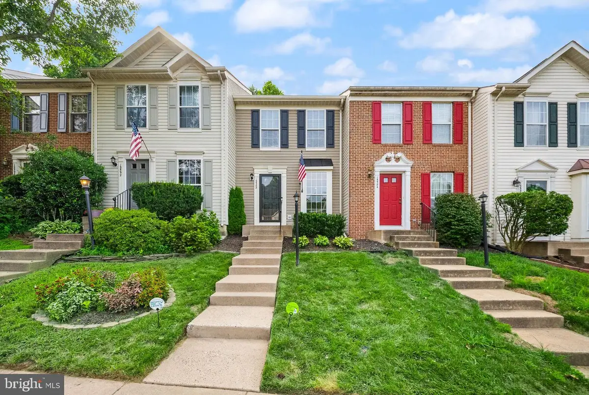 15588 Three Otters Pl, Manassas, VA 20112 - #1