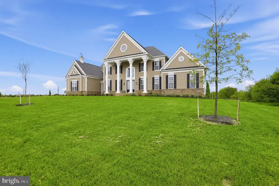 12221 Parkgate Dr, Nokesville, VA 20181 - #2