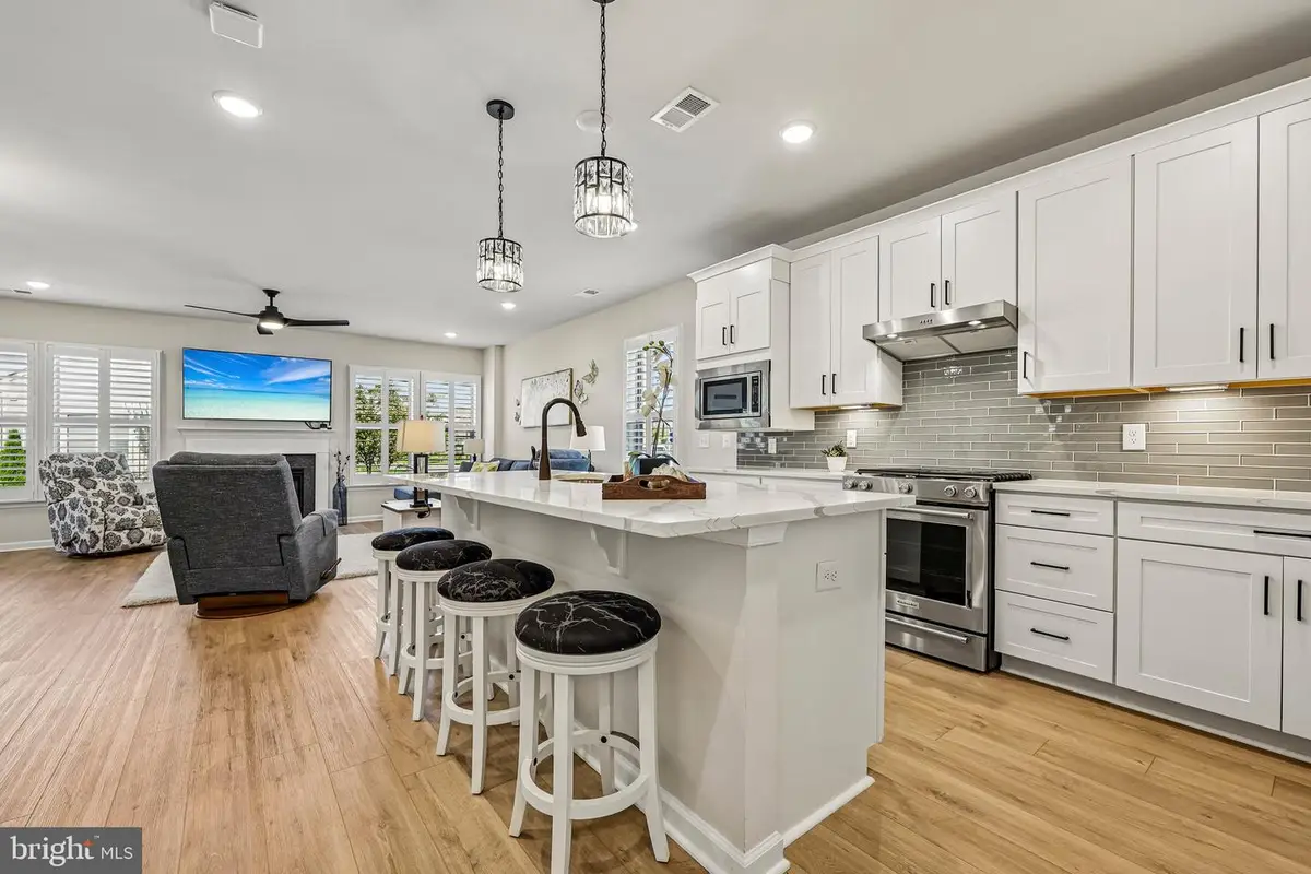 6860 Moonstone Peony Ln, Haymarket, VA 20169 - #1