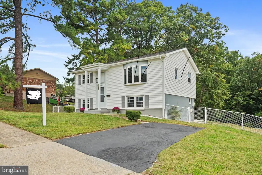 14531 Fullerton Rd, Woodbridge, VA 22193 - #2