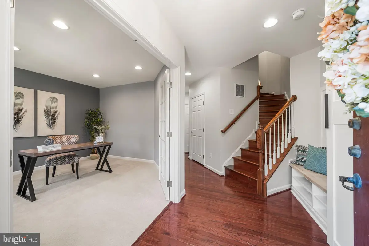 2275 Merseyside Dr, Woodbridge, VA 22191 - #1