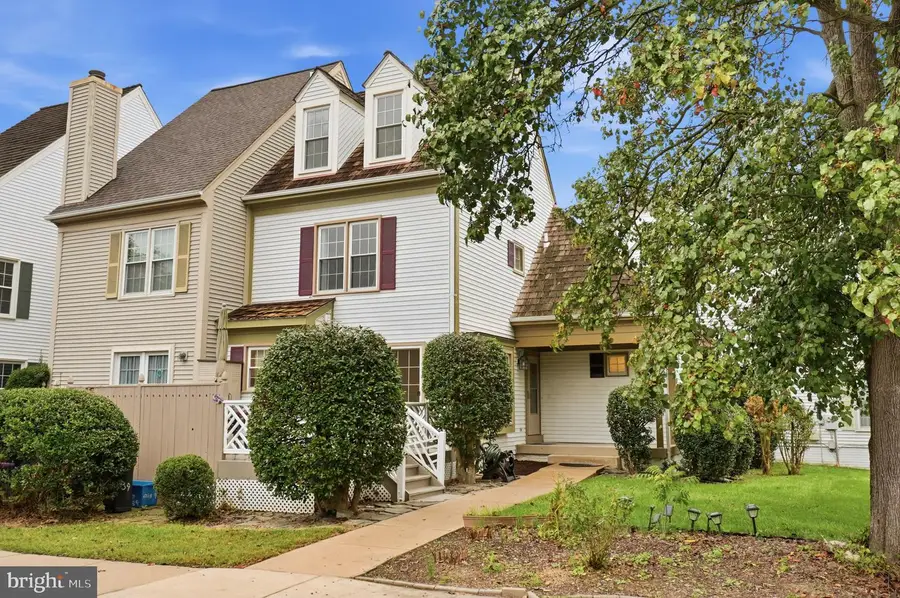 12839 Mill Brook Ct, Woodbridge, VA 22192 - #2