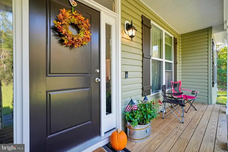 6735 Beverly Rd, Broad Run, VA 20137 - #2