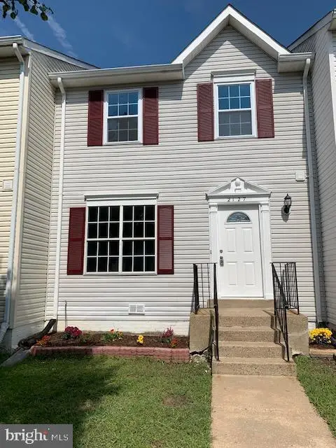 2127 Fort Donelson Ct, Dumfries, VA 22026 - #1