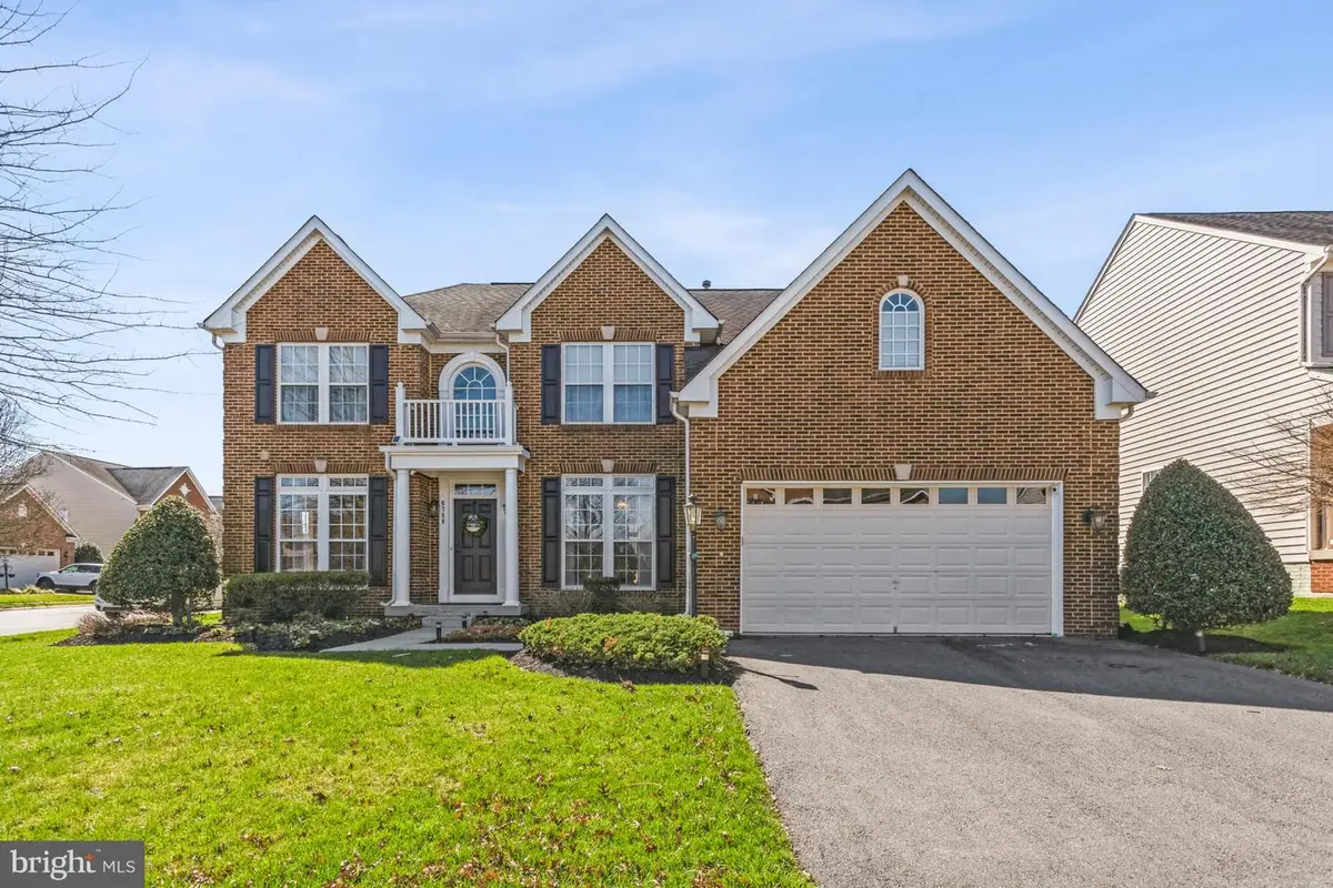 6758 Edgartown Way, Gainesville, VA 20155 - #1