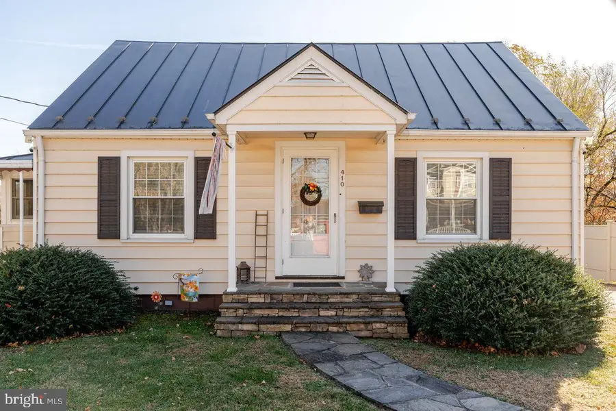 410 E East Rockingham St, Elkton, VA 22827 - Image #2