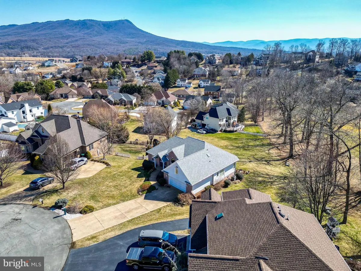 3741 Davis Rd, Penn Laird, VA 22846 - #1