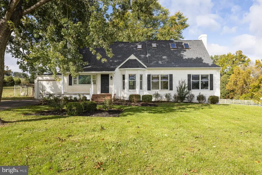 11193 Indian Trail Rd, Plains, VA 22802 - #2
