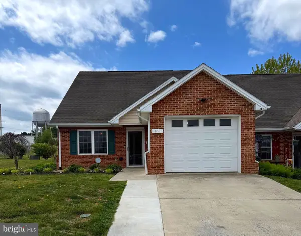 102 Granny Smith Dr, TIMBERVILLE, VA 22853
