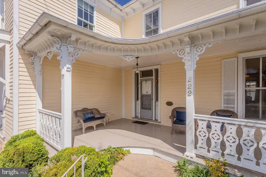 222 N Main St, Mount Crawford, VA 22841 - #3