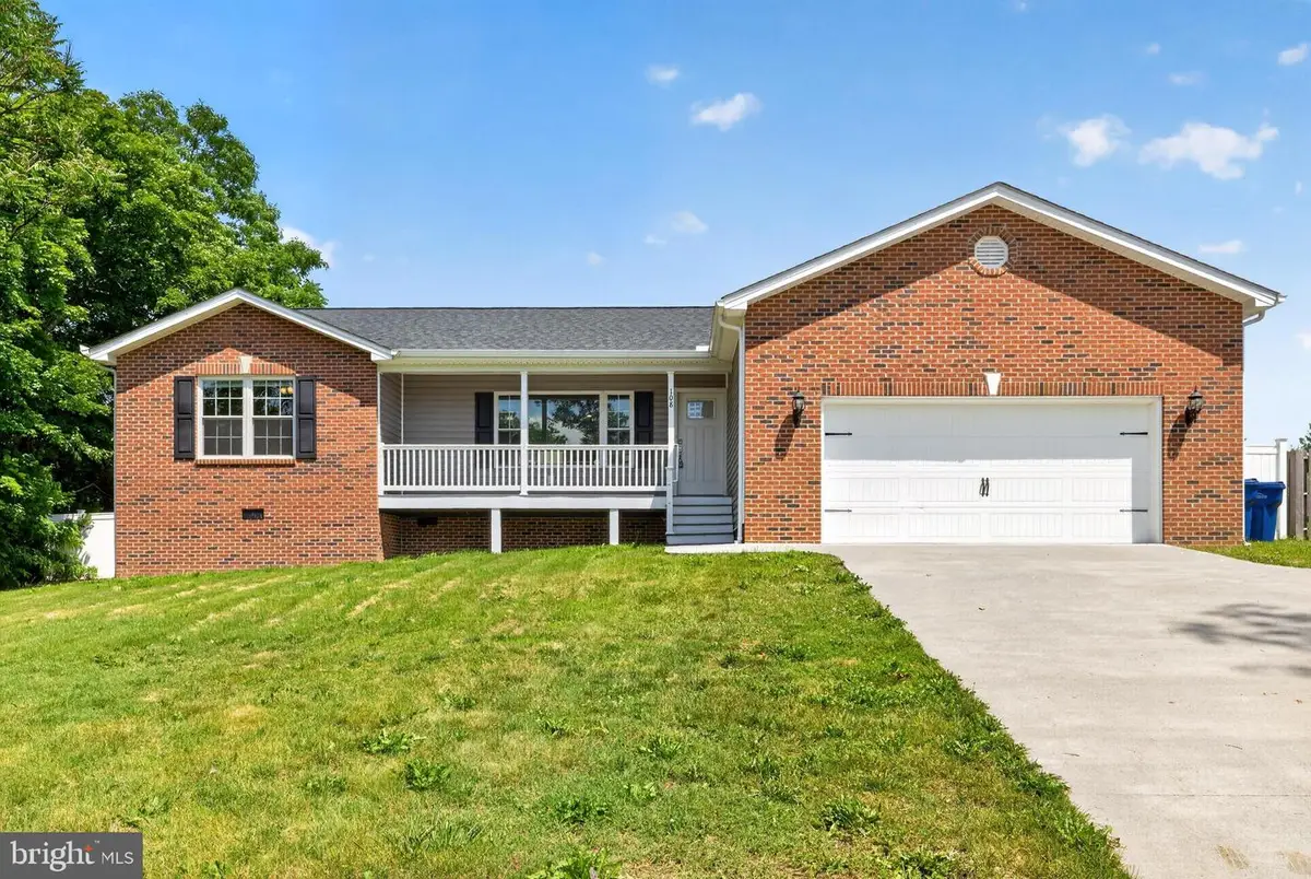 108 Augusta Ave, Grottoes, VA 24441 - #1