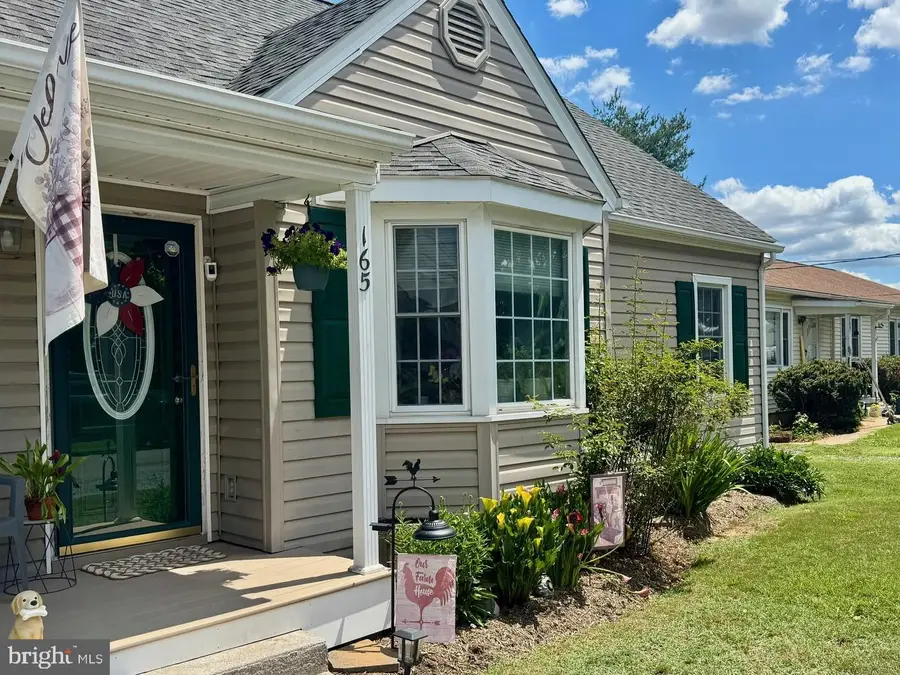 165 Shenandoah Ave, Timberville, VA 22853 - #2