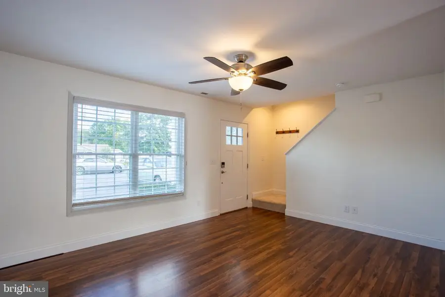 205 Fifthteenth Street St #d, Grottoes, VA 24441 - #3