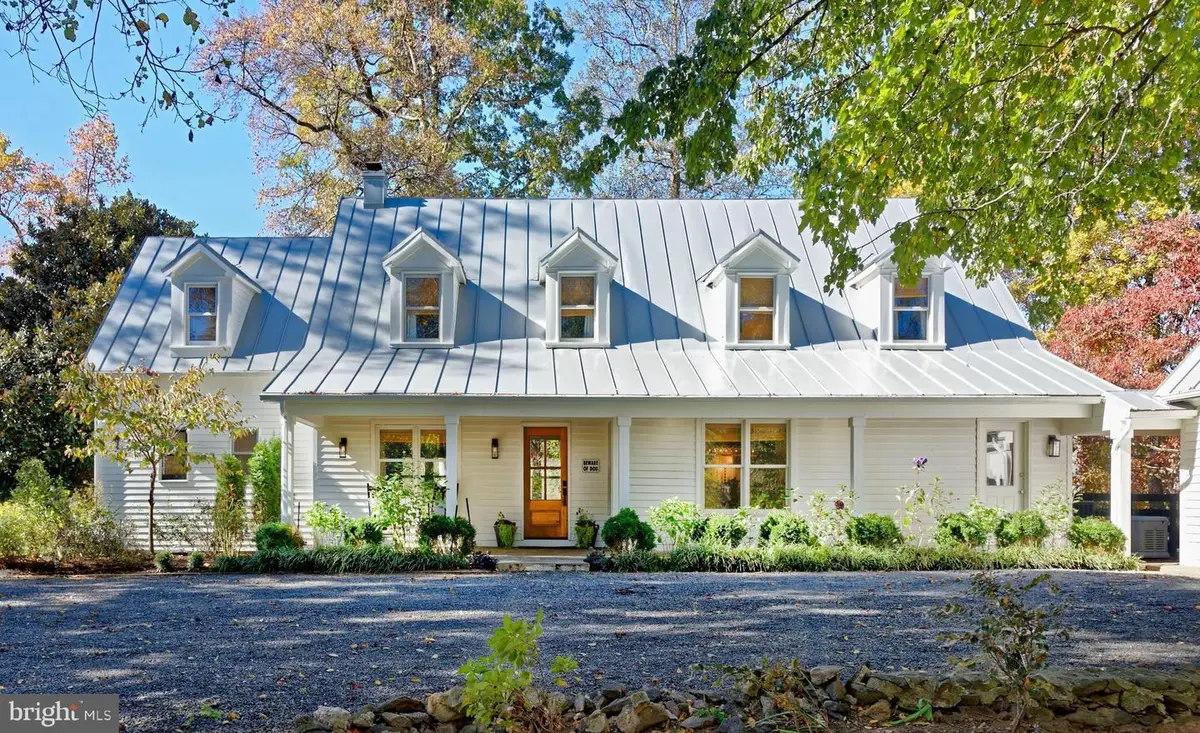 1709 North Poes Rd, Flint Hill, VA 22627 - Image #1