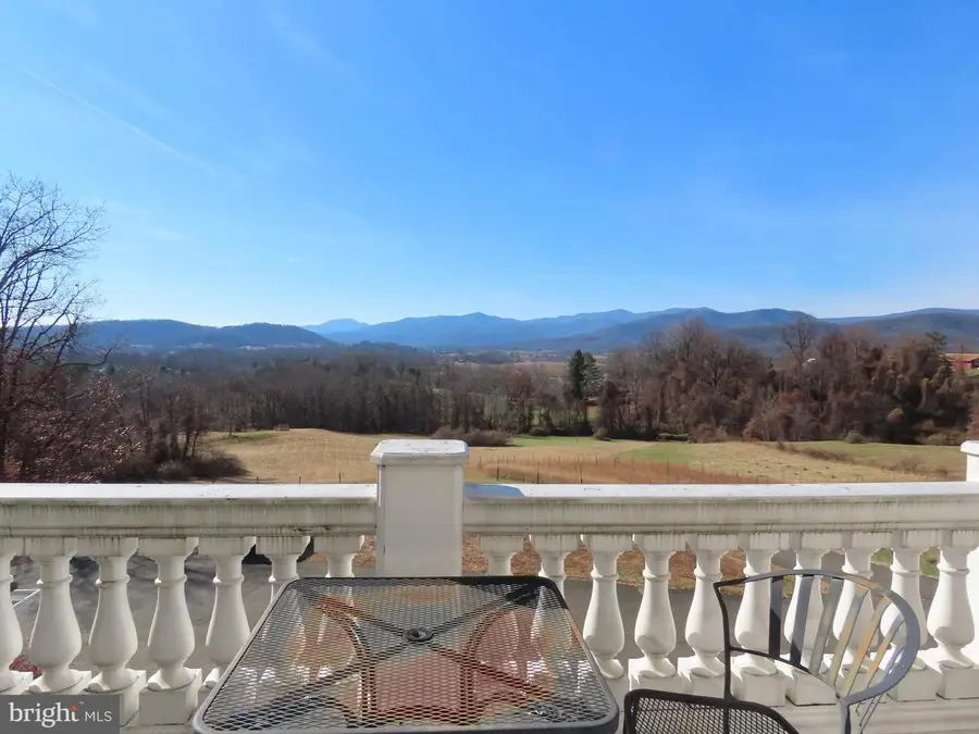 65 Clark Ln, Washington, VA 22747 - Image #2