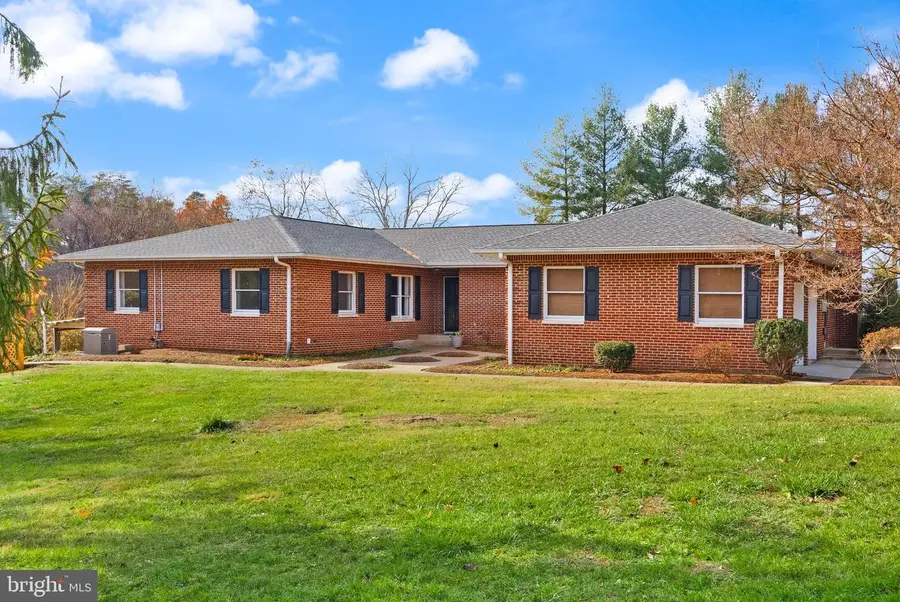 375 Seven Ponds Rd, Amissville, VA 20106 - #3