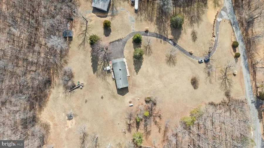 436 Castleton View Rd, Castleton, VA 22716 - #2