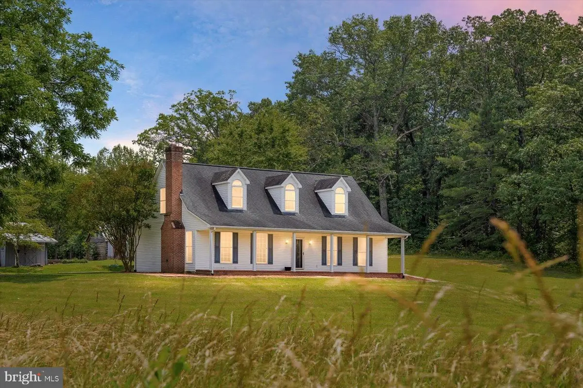 274 Aaron Mountain Rd, Castleton, VA 22716 - #1