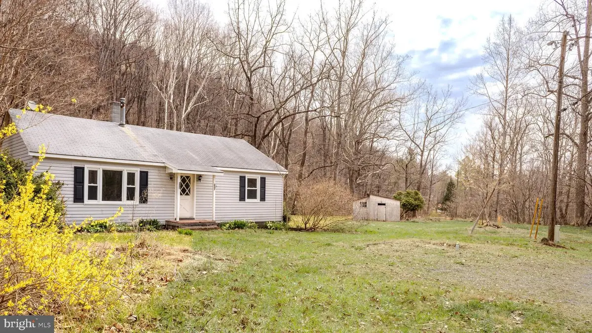 326 Keyser Run Rd, Washington, VA 22747 - #1