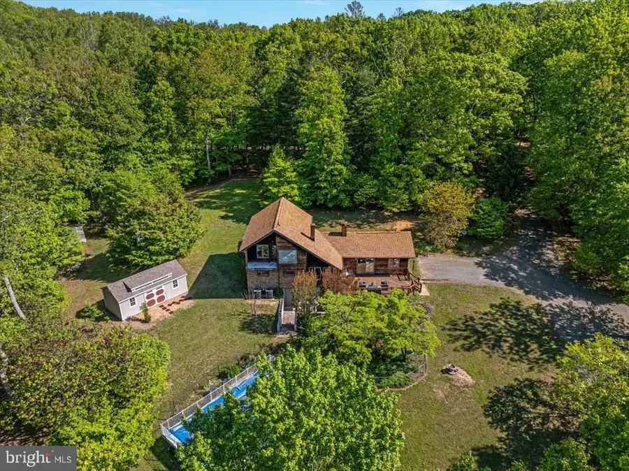 146 Lizzie Mills Rd, Castleton, VA 22716 - #3