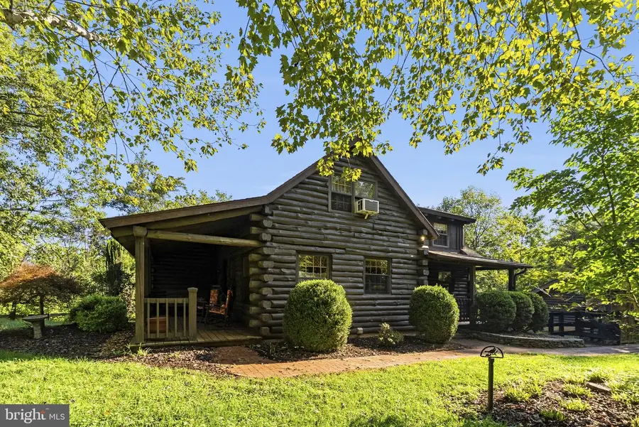 229 Grand View Rd, Washington, VA 22747 - #2