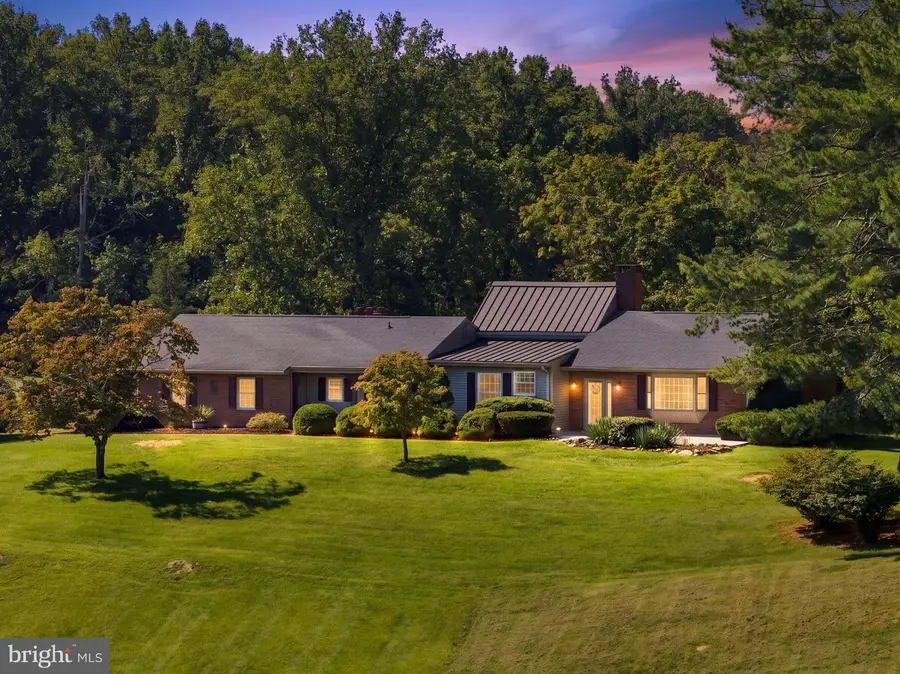 16431 Buckridge Ln, Amissville, VA 20106 - #2