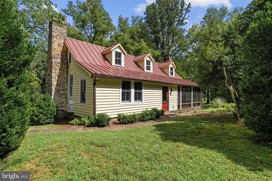 263 Lizzie Mills Rd, Castleton, VA 22716 - #2