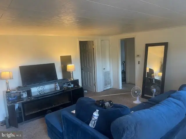 10267 Richmond Rd, Warsaw, VA 22572 - Image #2