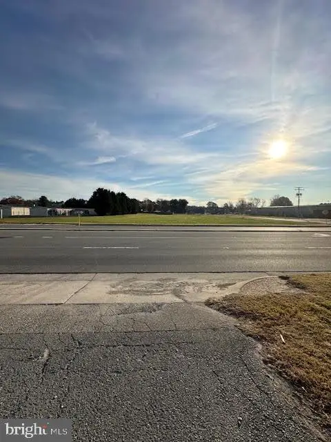 Historyland Hwy, WARSAW, VA 22572