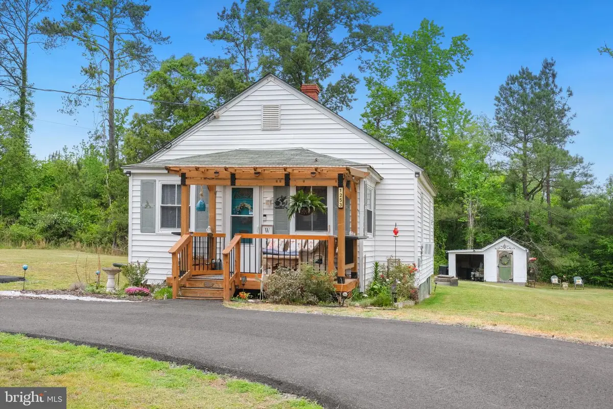 1253 Mulberry Rd, Farnham, VA 22460 - #1