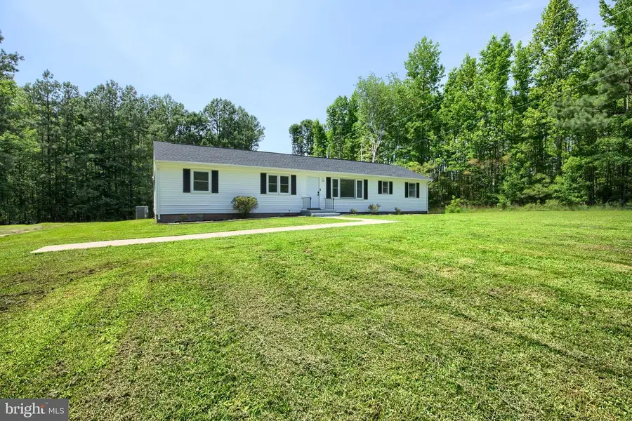 868 Simonson Rd, Farnham, VA 22460 - #2
