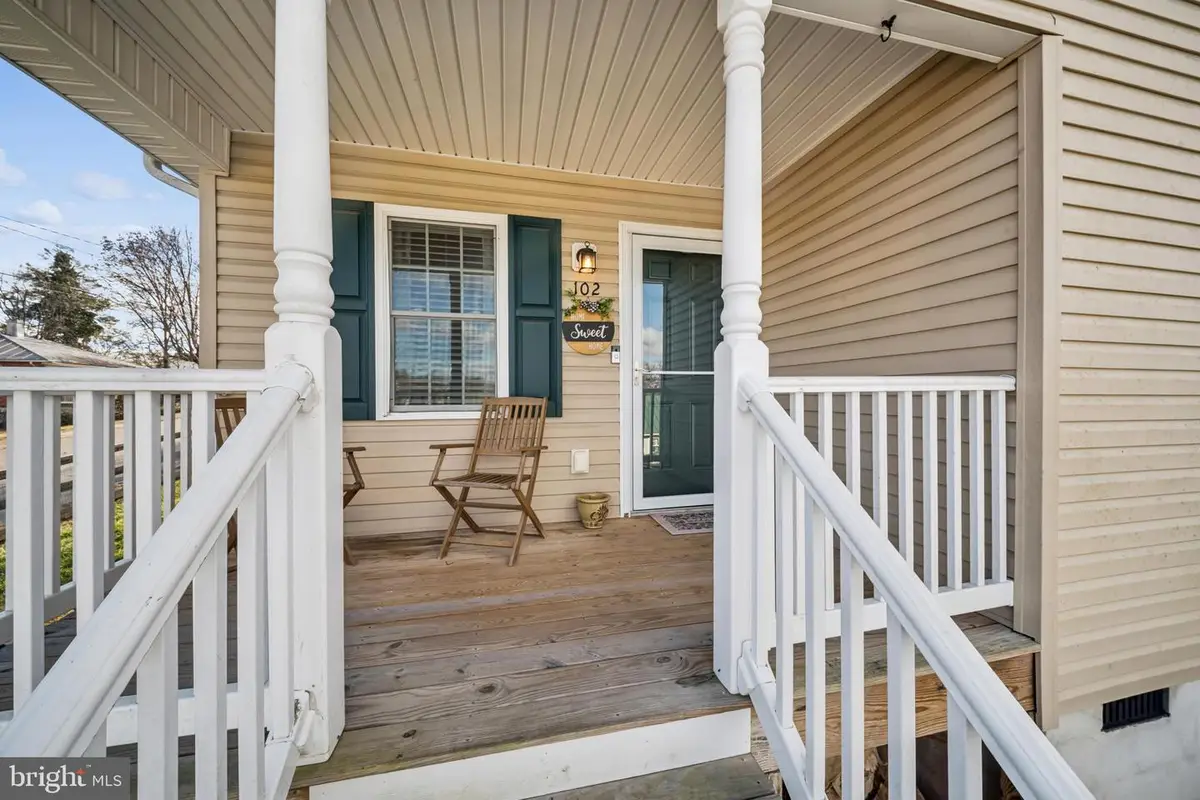 102 W Liberty St, Staunton, VA 24401 - Image #1