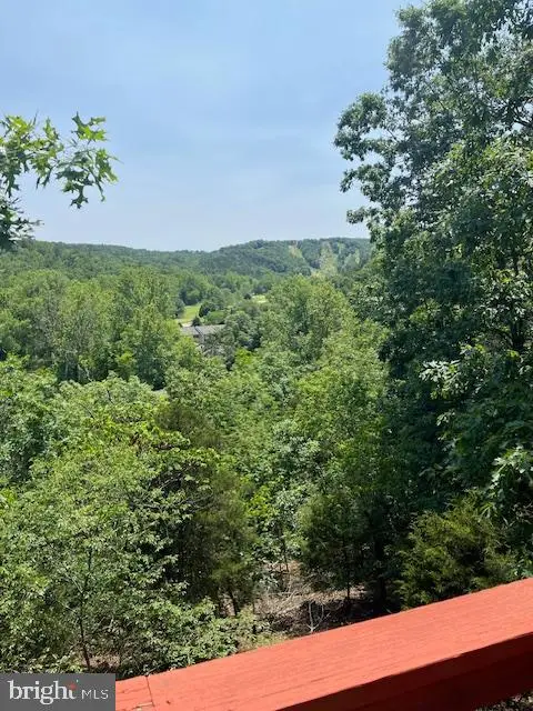 216 Beauregard Dr, Basye, VA 22810 - Image #1