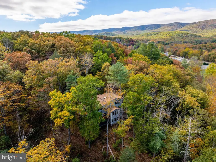 129 Fairway Dr, Basye, VA 22810 - Image #3