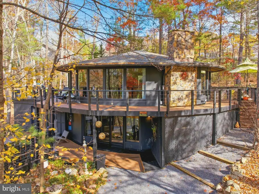 103 Killmon Rd, Basye, VA 22810 - Image #2