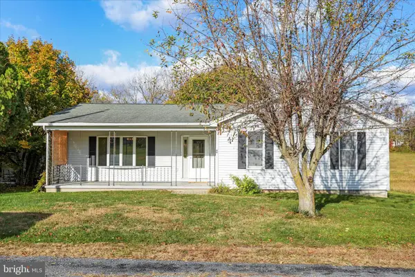 80 Honeysuckle Ave, WOODSTOCK, VA 22664