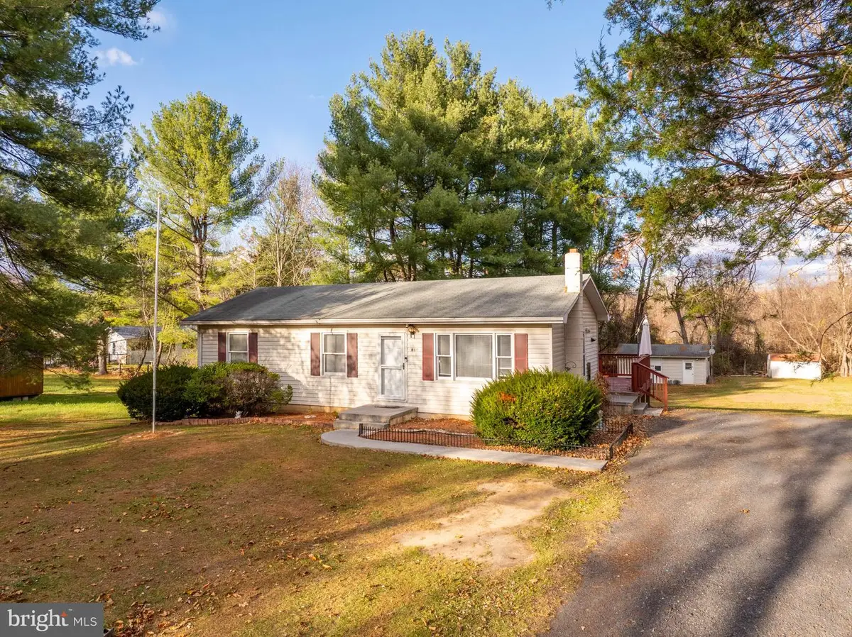 460 Massanutten Dr, Edinburg, VA 22824 - Image #1