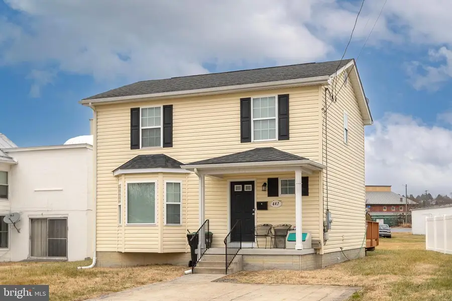 447 E Queen St, Strasburg, VA 22657 - Image #2