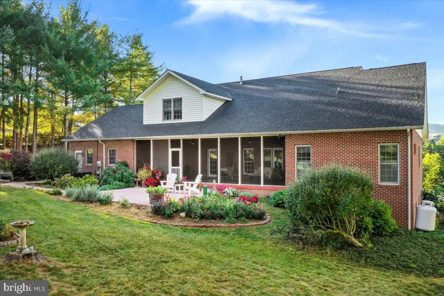 40 Birdsong Ln, Edinburg, VA 22824 - Image #2