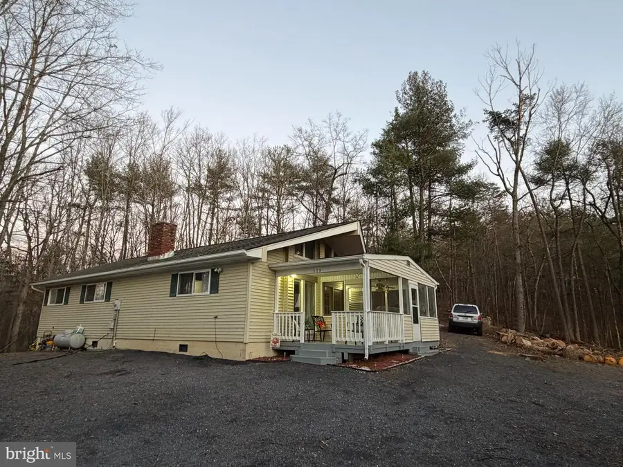 359 Straton Way, Basye, VA 22810 - Image #2